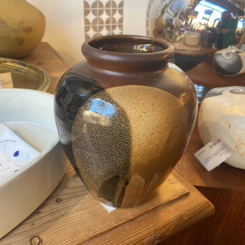 Pottery craft vase