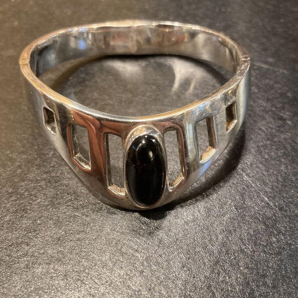 Sterling Silver & Onyx bracelet