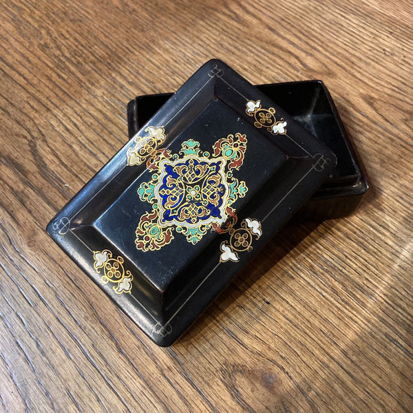 Antique ornate lacquer box (4.5"l, 3"w, 1.5"h)