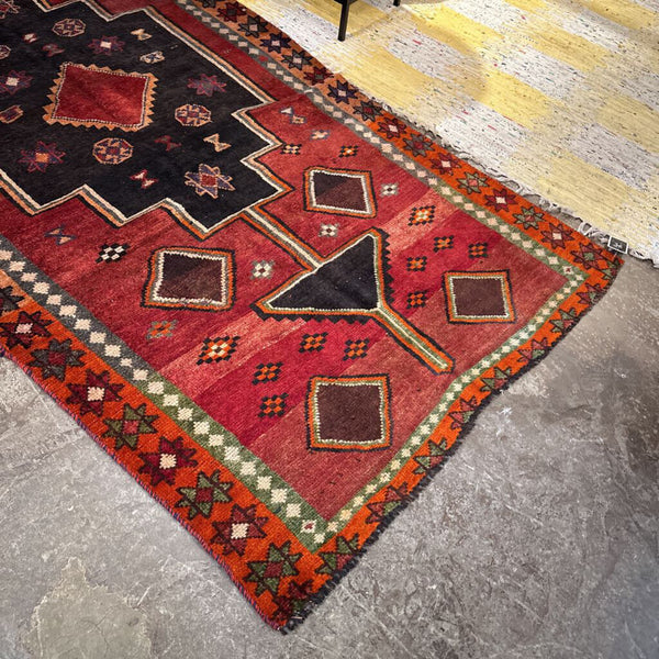 VINTAG WOOL RUG 4.5X9.3